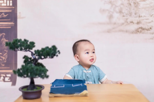 镇江宝宝喊肚子疼怎么回事